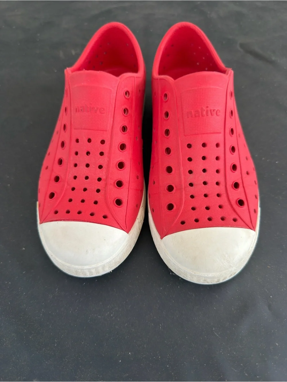 Native Kids Water Shoes Jefferson Slip-On in Red with White Toe